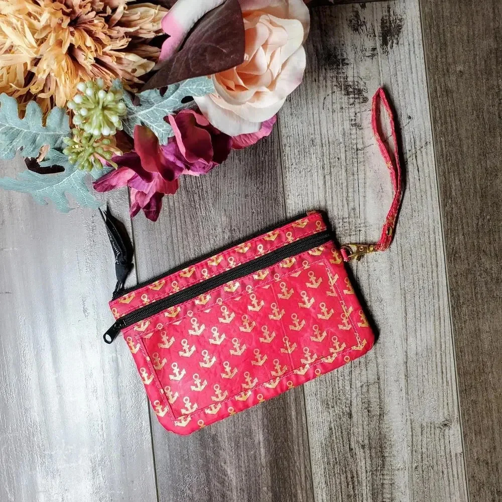 Simply Southern Phone Wristlet Red and Gold Anchors EUC